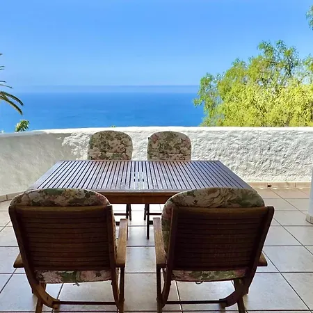 Apartament Residencial Rolando *